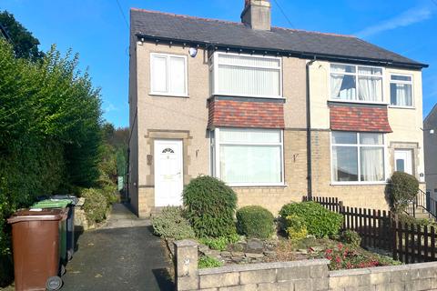 2 bedroom semi-detached house for sale, York Avenue, Huddersfield, HD2