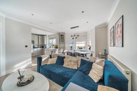 2 bedroom apartment for sale, Mill Hill NW7