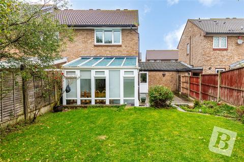 66 Juniper Way, Romford, RM3 0XL