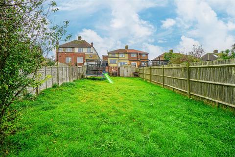 3 bedroom semi-detached house for sale, Parker Road, Hastings