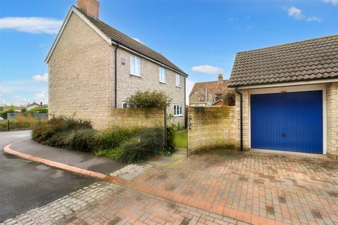 3 bedroom detached house for sale, Close to Clevedon Town Centre