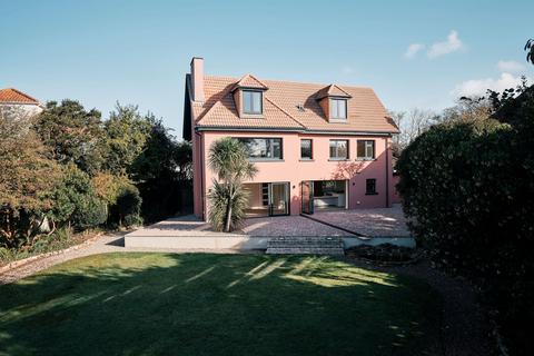 5 bedroom detached house for sale, Les Varines, Jersey JE2