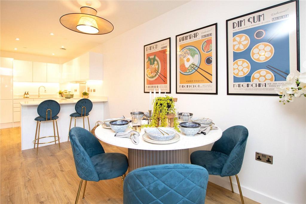 Dining Show Home