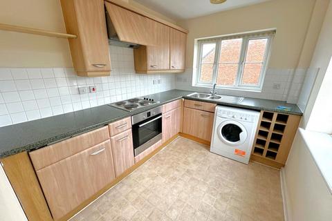 2 bedroom flat to rent, Goldfinch Drive, Preston PR3