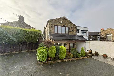 3 bedroom cottage for sale, Harecroft, Wilsden BD15