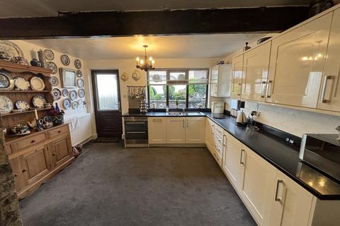 3 bedroom cottage for sale, Harecroft, Wilsden BD15