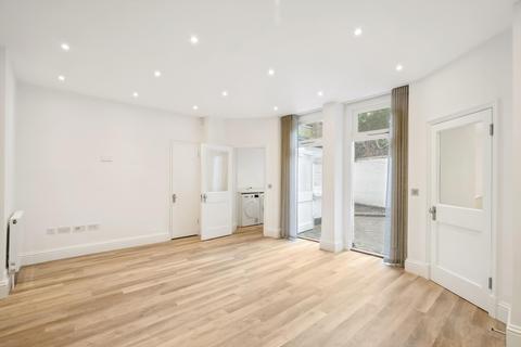 1 bedroom flat to rent, Cadogan Gardens, London, SW3