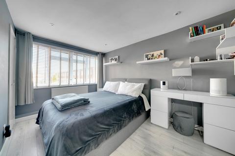 1 bedroom flat for sale, Blaydon Close, Northumberland Park, London N17