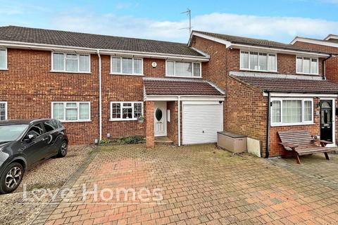 3 bedroom terraced house for sale, Campion Road, Westoning