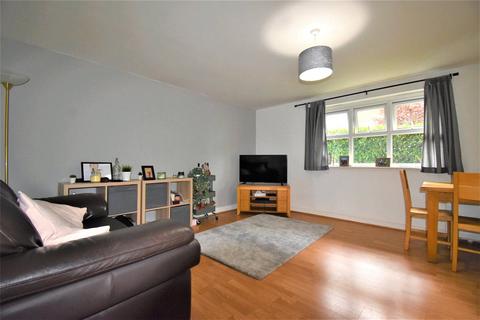 2 bedroom apartment for sale, Bell Chase, Aldershot GU11