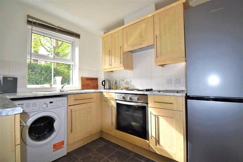 2 bedroom apartment for sale, Bell Chase, Aldershot GU11