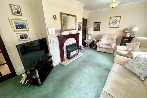 3 bedroom semi-detached house for sale, Southfield Road, Wednesfield, Wolverhampton, WV11