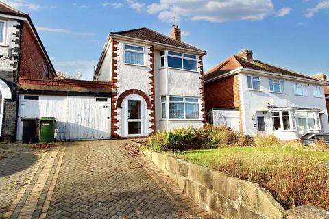 3 bedroom detached house for sale, Hollybush Lane, Penn, Wolverhampton, West Midlands, WV4 4JJ