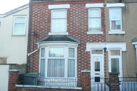 3 bedroom terraced house to rent, Vivian Road, Wellingborough, NN8