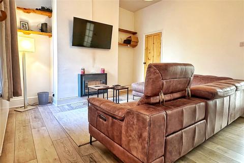 6 Whitegate Lane, Chadderton, Oldham, OL9 8LS