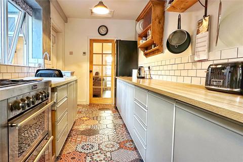 6 Whitegate Lane, Chadderton, Oldham, OL9 8LS