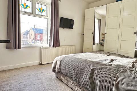 6 Whitegate Lane, Chadderton, Oldham, OL9 8LS