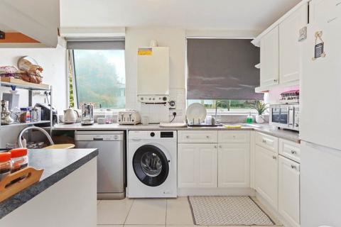 2 bedroom apartment for sale, Haughmond, London