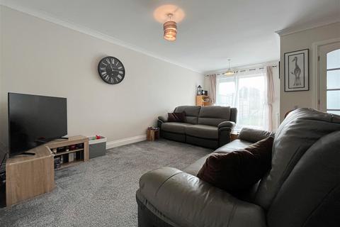 3 bedroom house for sale, Station Approach, North Fambridge