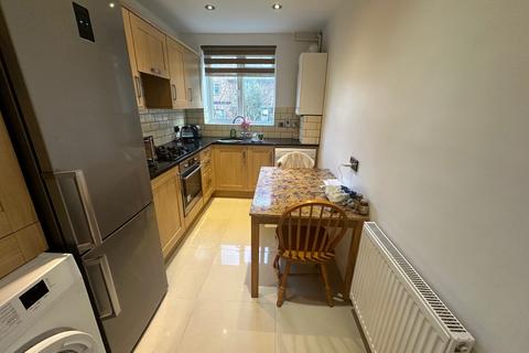 2 bedroom flat for sale, Finchley Road, Hampstead, NW3