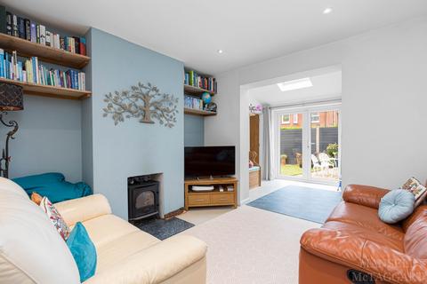 32 Stonedene Close, Forest Row, RH18 5DB