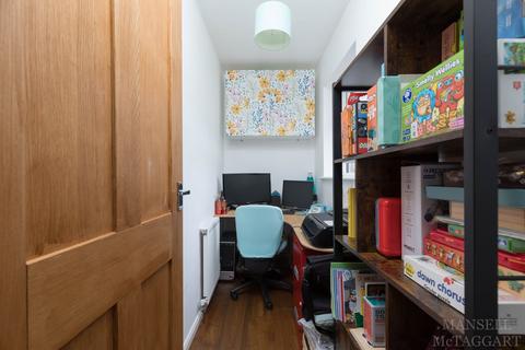 32 Stonedene Close, Forest Row, RH18 5DB
