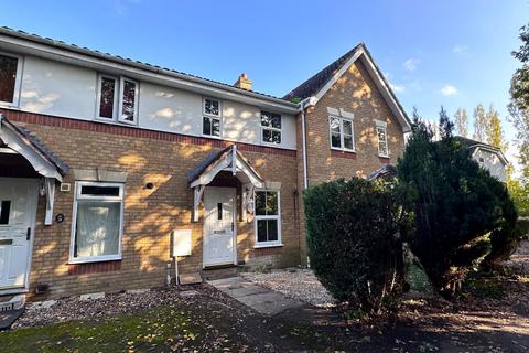 2 bedroom terraced house to rent, Stilemans Wood, Cressing, CM77