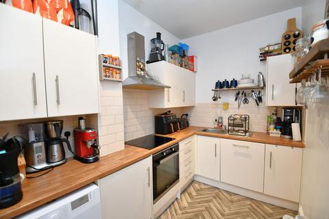 2 bedroom flat for sale, Half Edge Lane, Eccles, M30