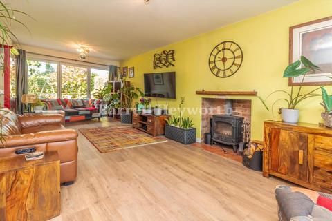 5 bedroom house for sale, Rectory Gardens, Lancaster LA2