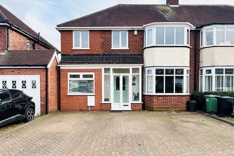 4 bedroom semi-detached house for sale, Hiplands Road, Halesowen