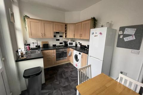 2 bedroom terraced house to rent, Tufton Street, Silsden