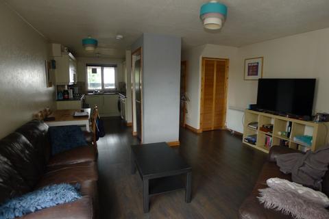 3 bedroom flat to rent, Abbey Court, St Andrews KY16