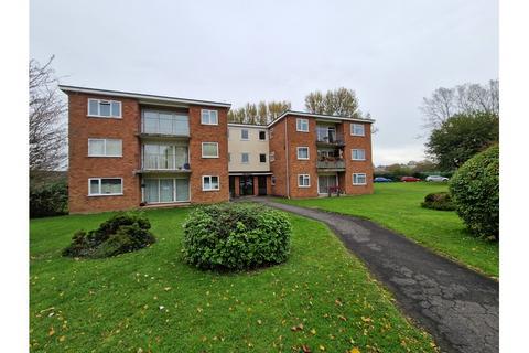 2 bedroom flat to rent, Pembroke Close, TAUNTON TA1