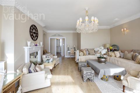 undefined, Marine Parade, Brighton, East Sussex, BN2