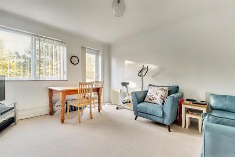 1 bedroom flat for sale, Manor Lea, Boundary Road, Worthing