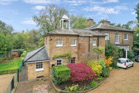 2 bedroom semi-detached house for sale, Church Road, Uxbridge