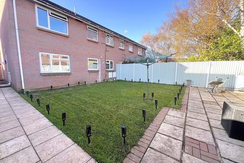 2 bedroom flat for sale, Preston Road, Oakdale, Poole, BH15