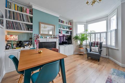 2 bedroom flat for sale, Broadfield Road, Hither Green, London, SE6