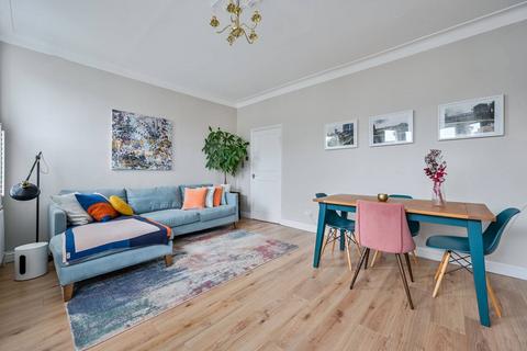 48c Broadfield Road, London, SE6 1NE