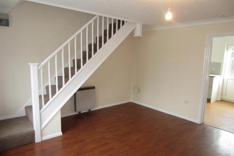 2 bedroom terraced house to rent, Falcon Way, Beck Row IP28