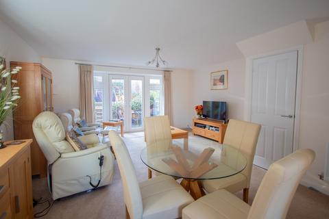 11 Harold Close, Ottery St Mary, EX11 1FX