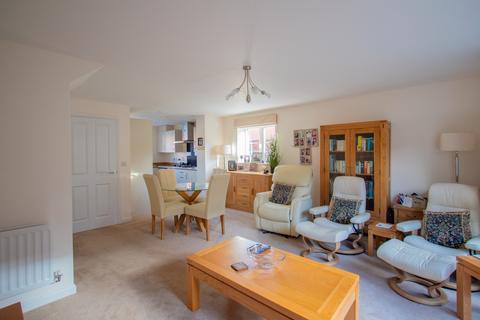 11 Harold Close, Ottery St Mary, EX11 1FX