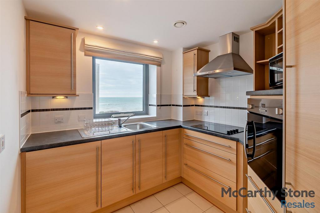 8635565-interior03-800.jpg