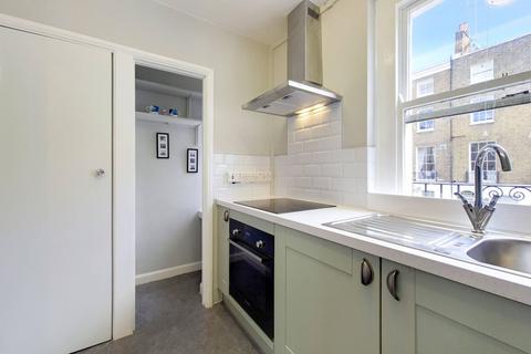 Studio to rent, Gloucester Place, Regent's Park, London, NW1