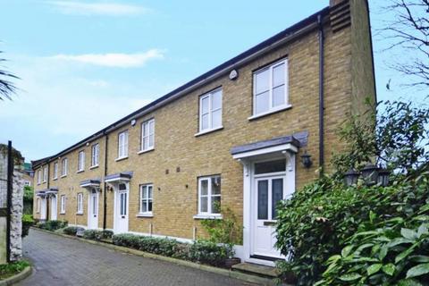 2 bedroom end of terrace house to rent, Carlyle Mews, Stepney, London, E1