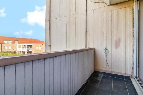 85138 flat parson street hendon london nw4 1qy 2 S