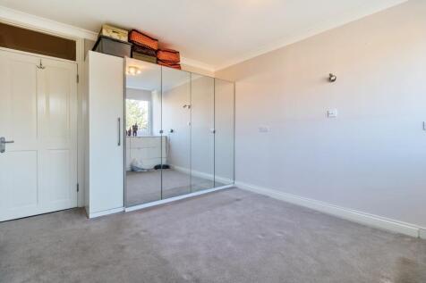 85138 flat parson street hendon london nw4 1qy 2 S