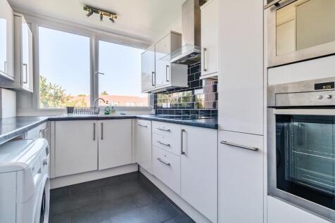 85138 flat parson street hendon london nw4 1qy 2 S