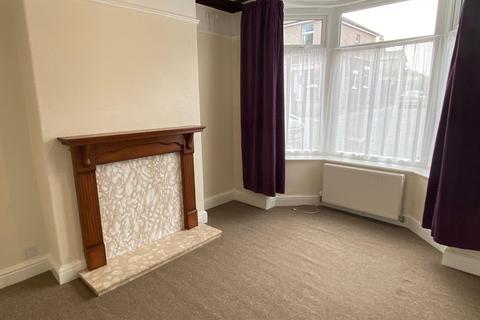 3 bedroom terraced house to rent, Avondale Road, Bowerham, Lancaster, LA1