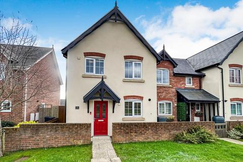 3 bedroom end of terrace house for sale, Parc Llwyfen, Llanymynech